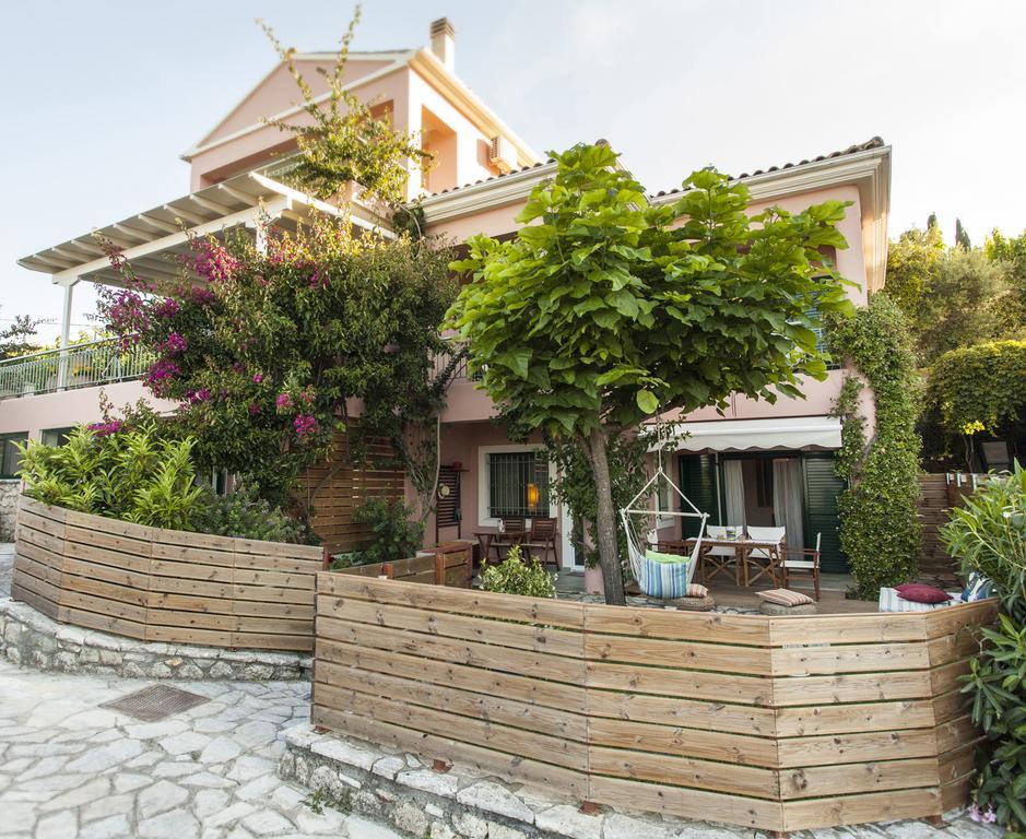 Apartment In Villa Rosebud Никиана Экстерьер фото