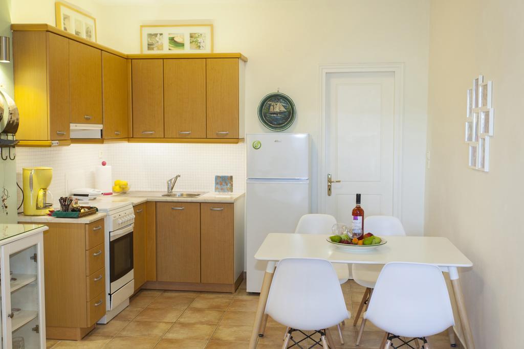 Apartment In Villa Rosebud Никиана Экстерьер фото
